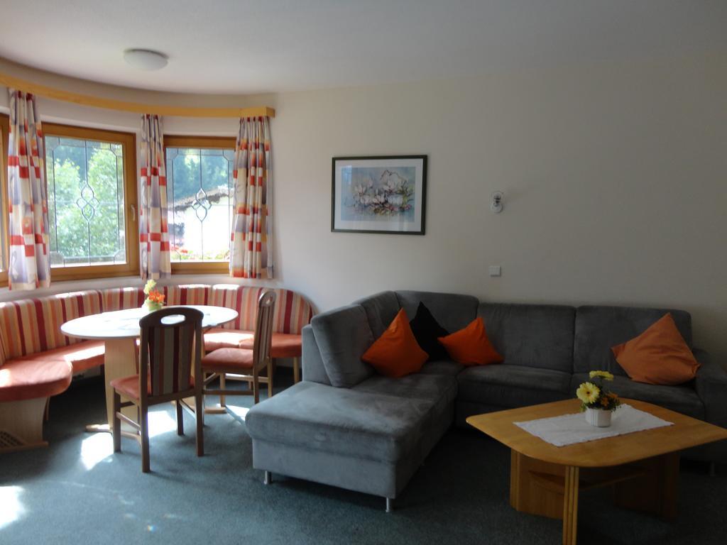 Ferienhaus Regina Tux Buitenkant foto