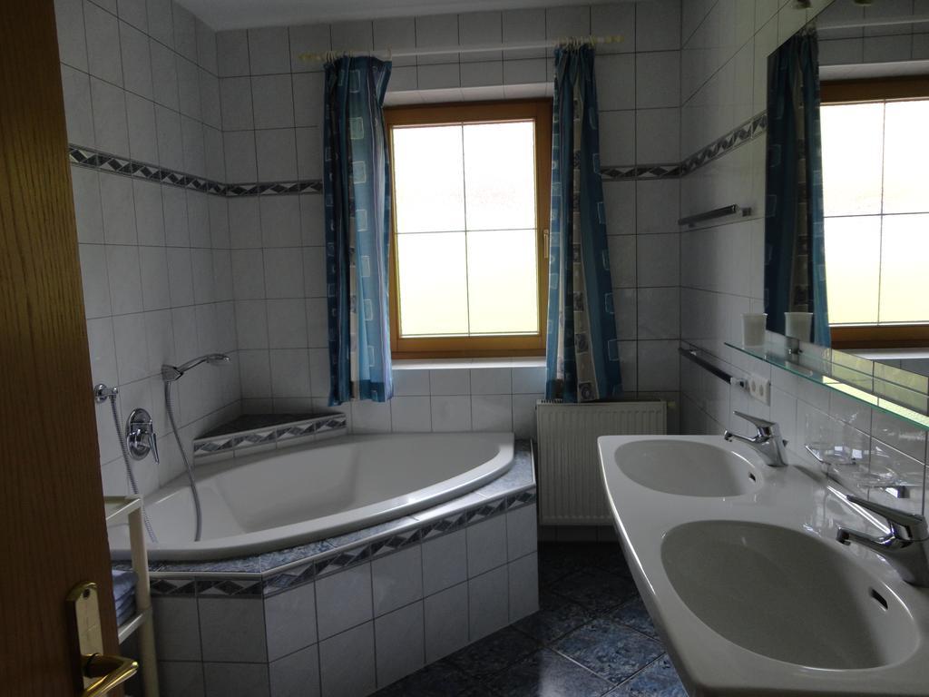 Ferienhaus Regina Tux Buitenkant foto